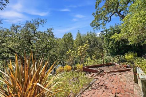 34 Hillside Drive Fairfax CA 94930