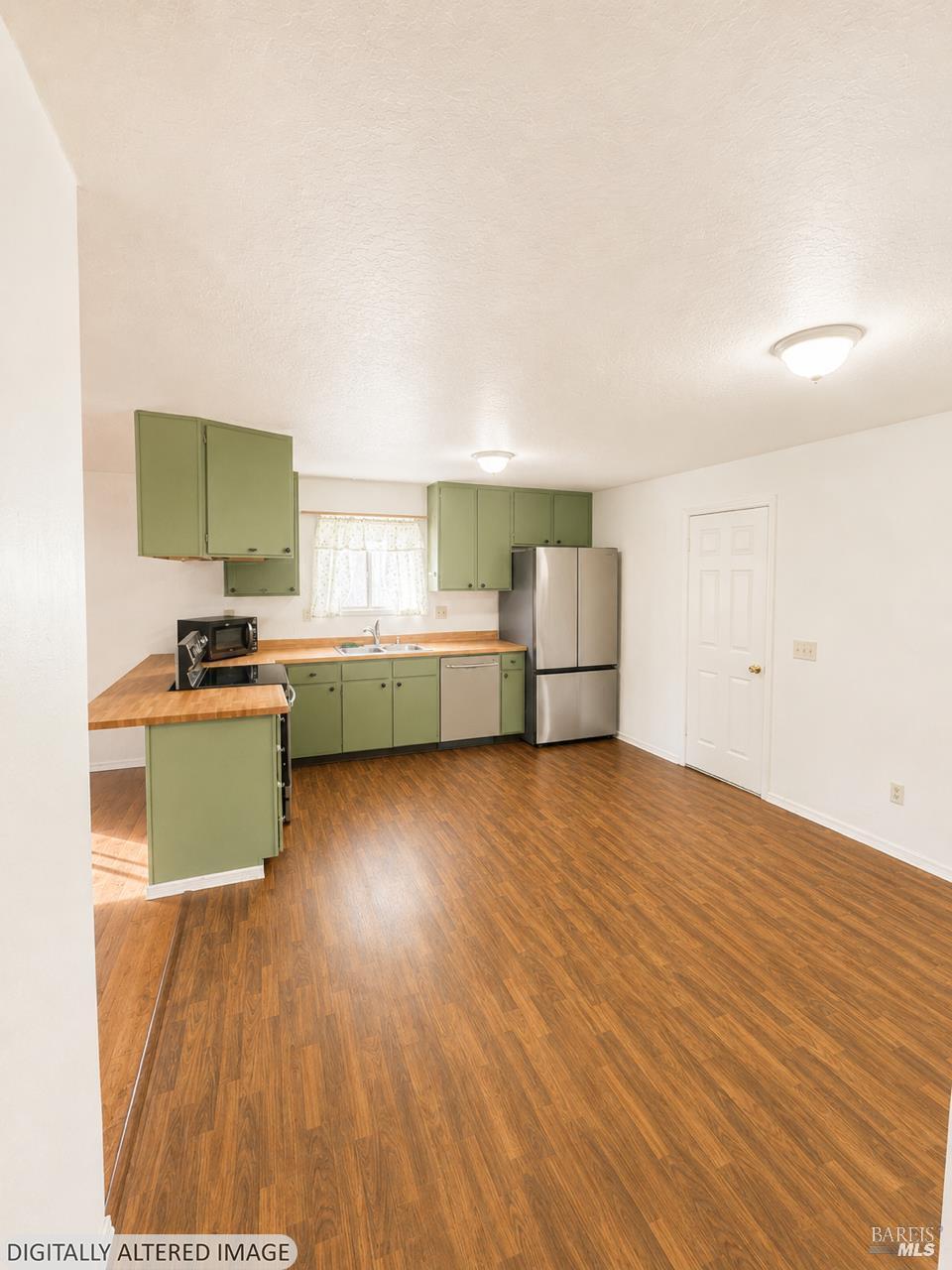 24066 Tulip Drive Willits CA 94960