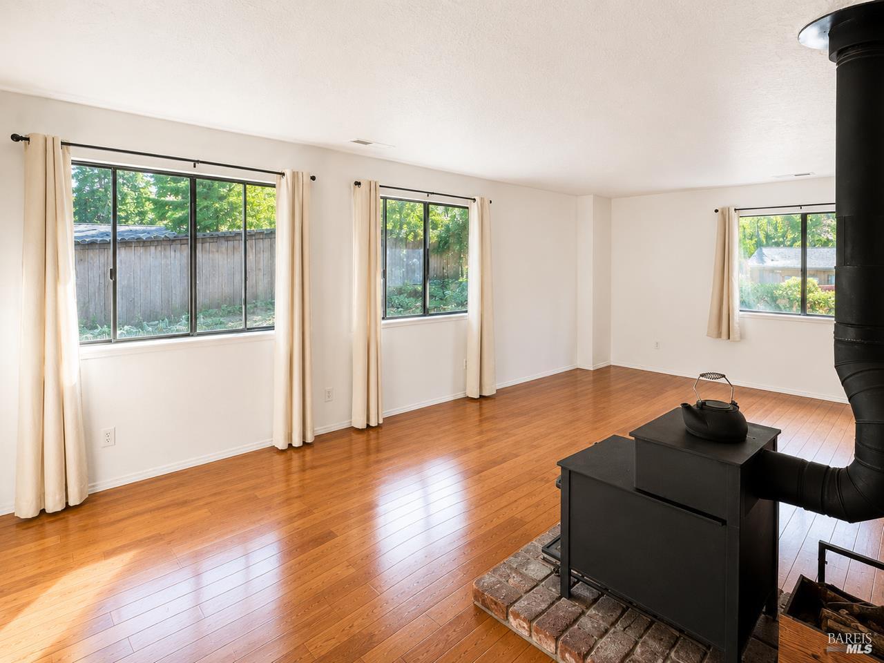 24066 Tulip Drive Willits CA 94960