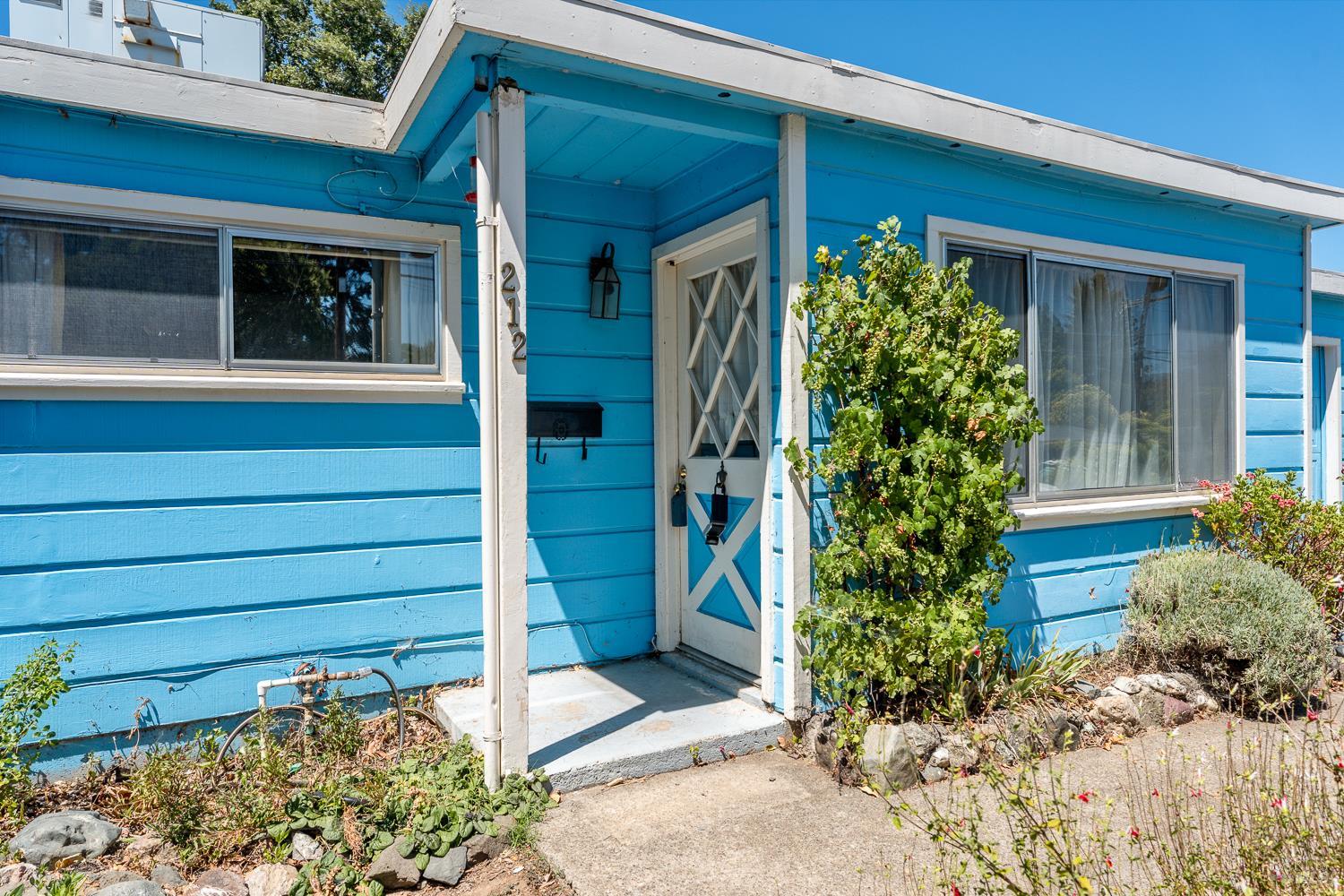 212 Tedford Avenue Ukiah CA 95482