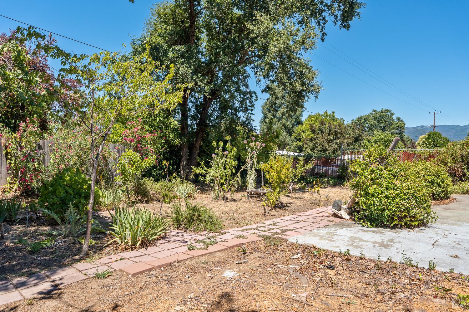 212 Tedford Avenue Ukiah CA 95482