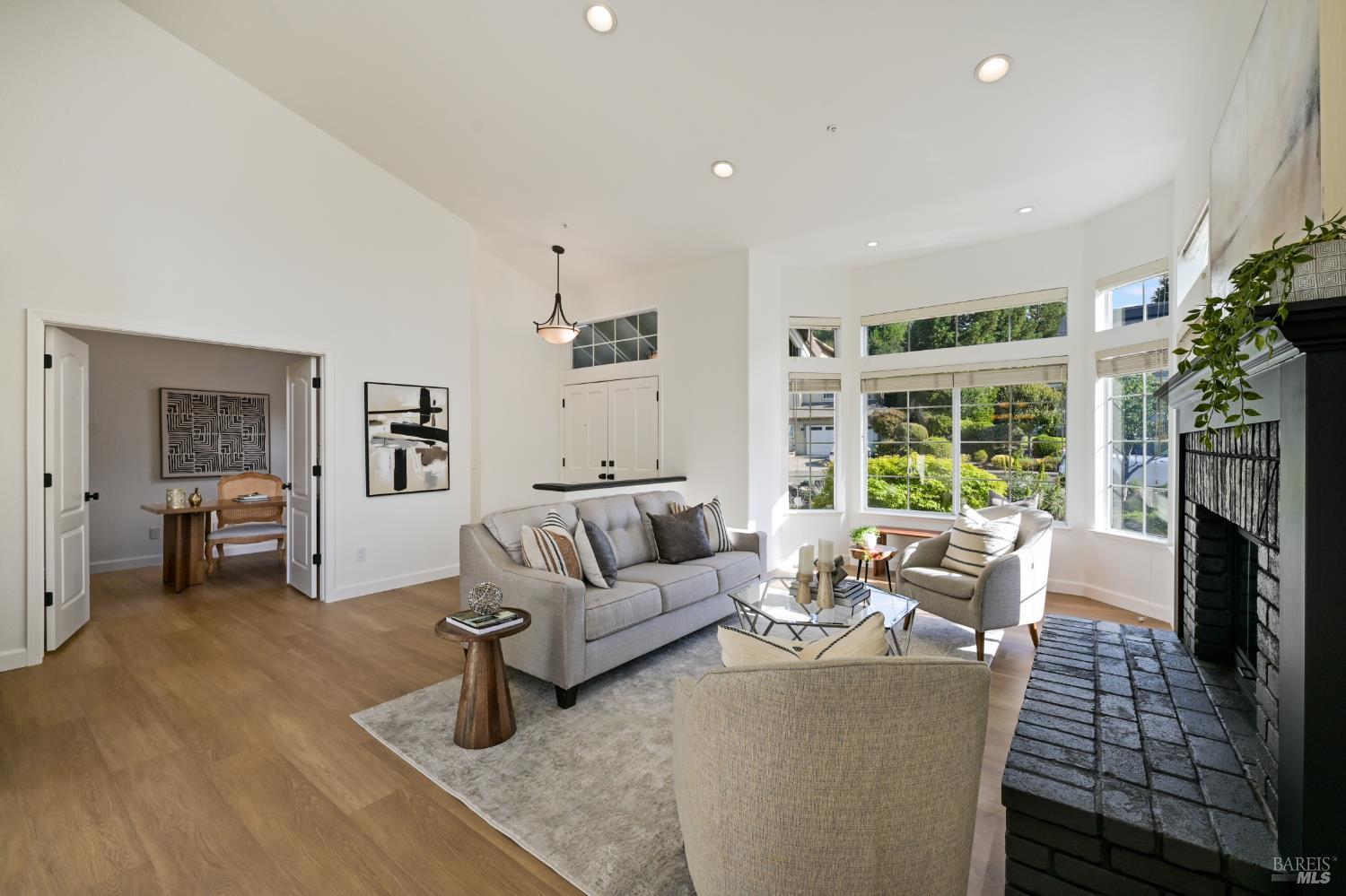 110 Samrose Drive Novato CA 94945