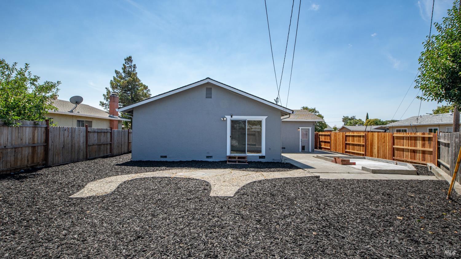 1542 Henry Street Fairfield CA 94533