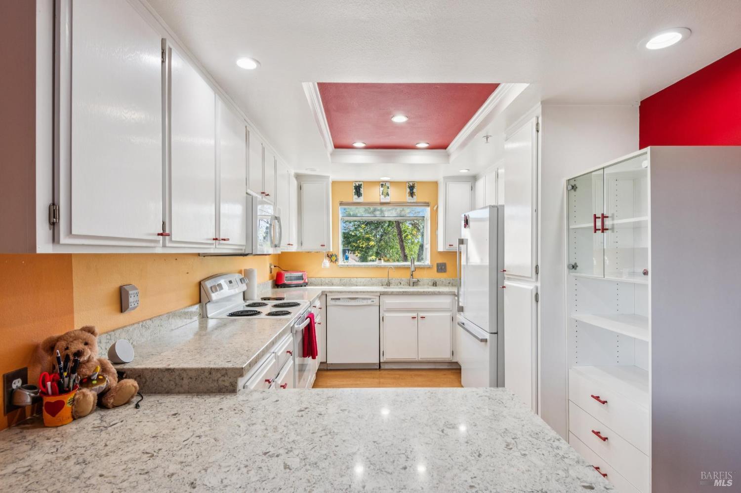 21 Acorn Circle Petaluma CA 94952