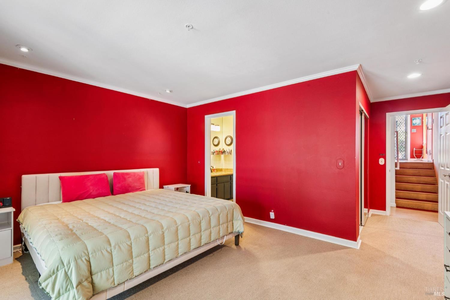 21 Acorn Circle Petaluma CA 94952