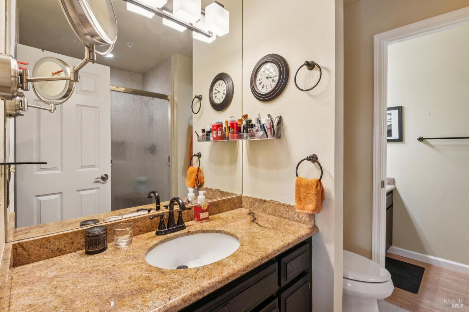 21 Acorn Circle Petaluma CA 94952