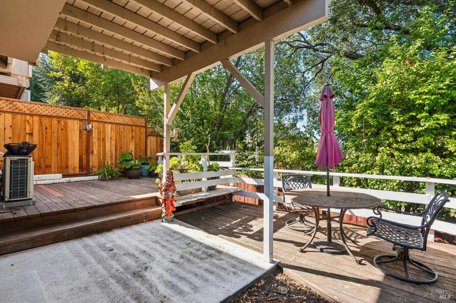 21 Acorn Circle Petaluma CA 94952