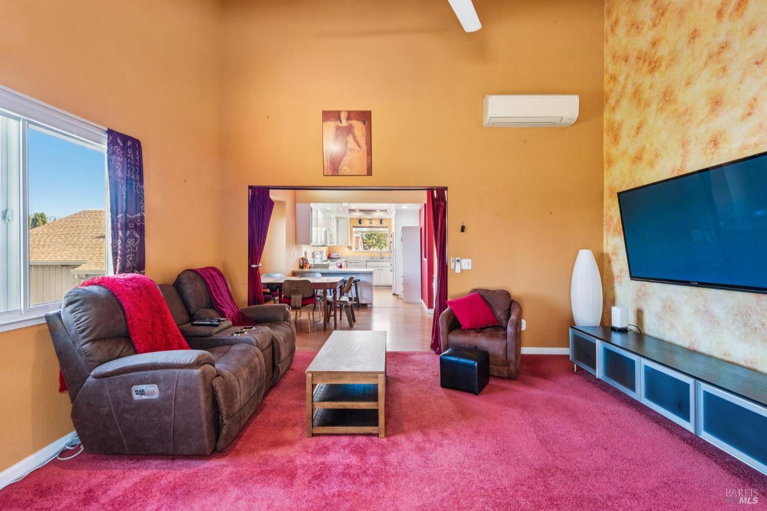 21 Acorn Circle Petaluma CA 94952