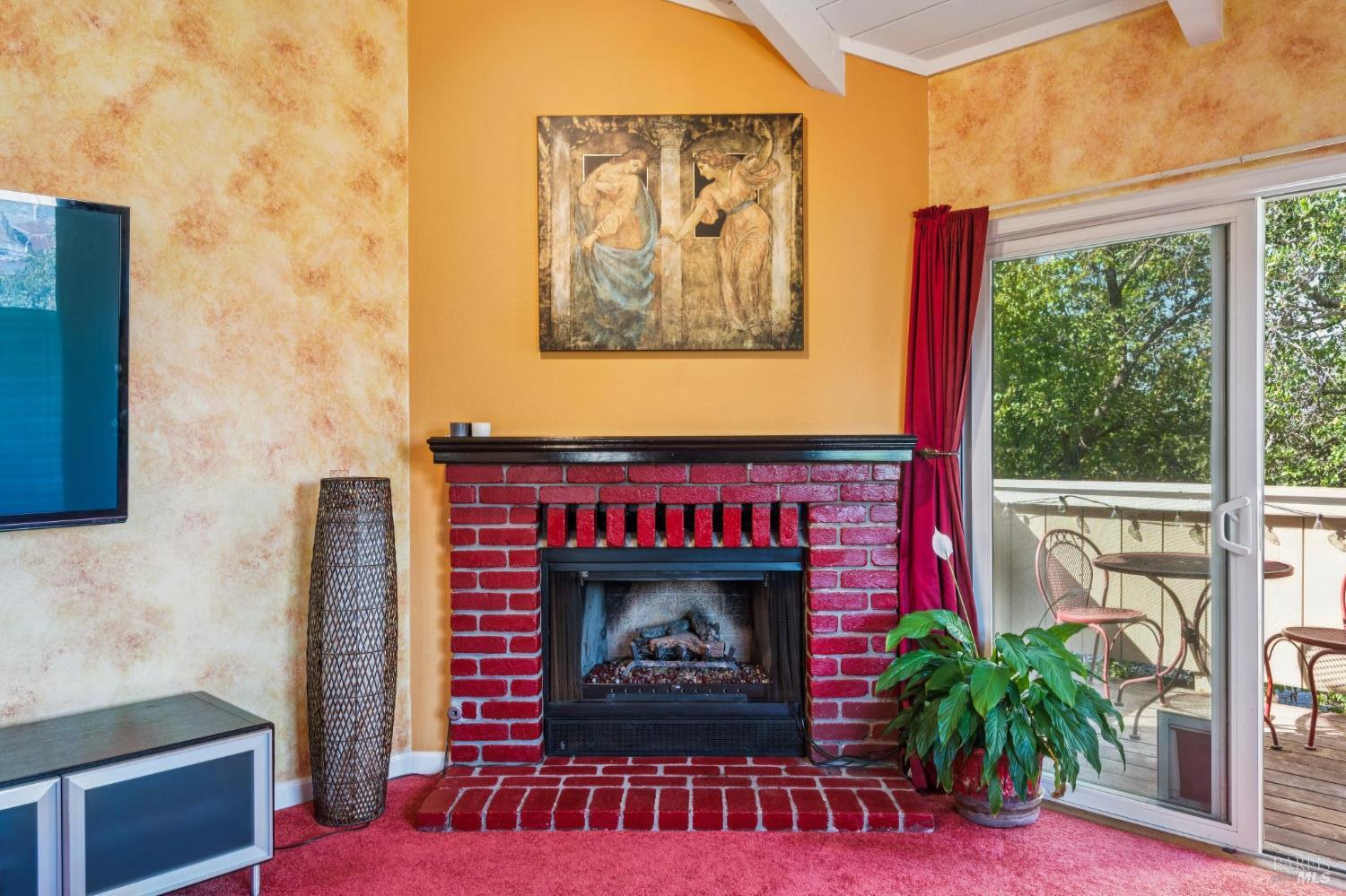 21 Acorn Circle Petaluma CA 94952