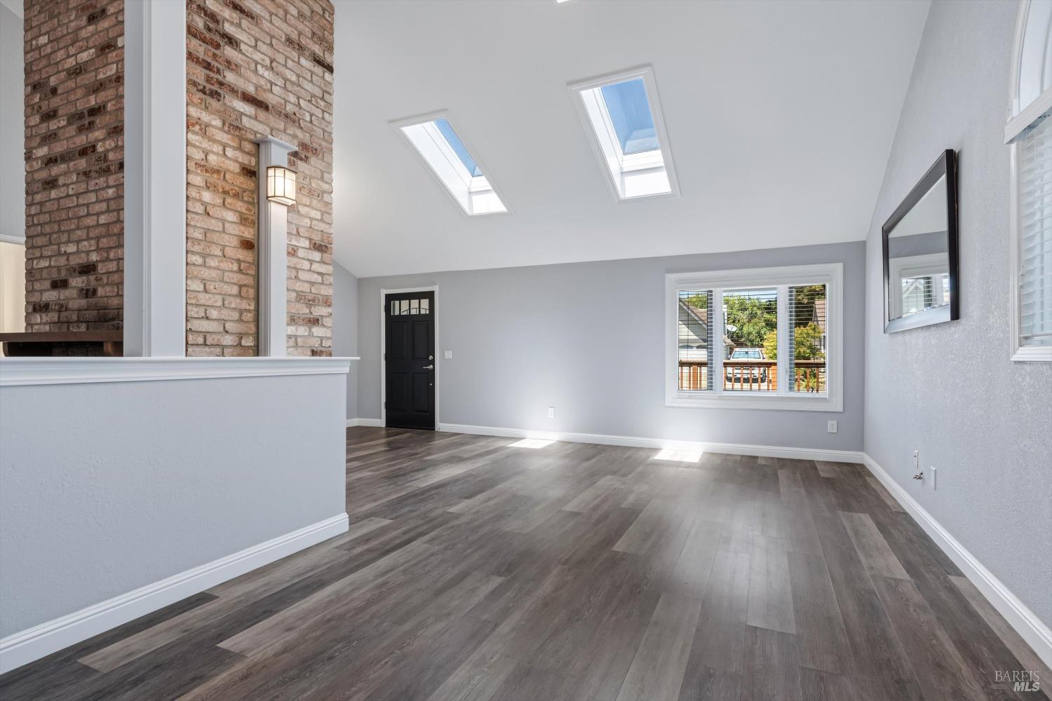 152 Rancho Bonito Circle Petaluma CA 94954