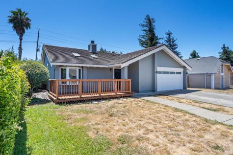 152 Rancho Bonito Circle Petaluma CA 94954