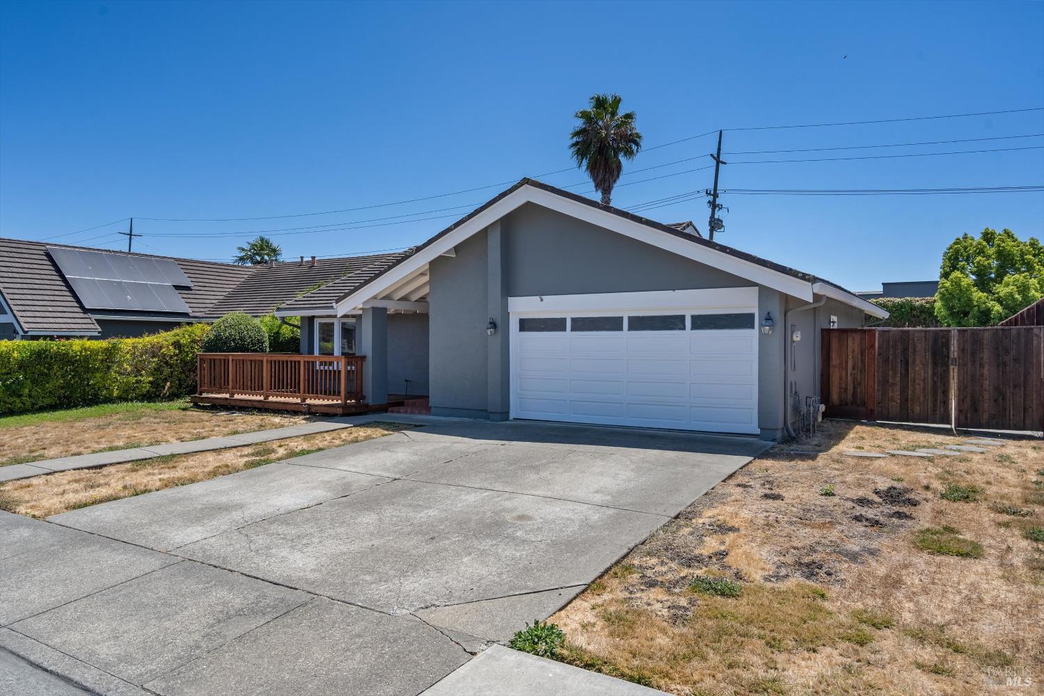152 Rancho Bonito Circle Petaluma CA 94954