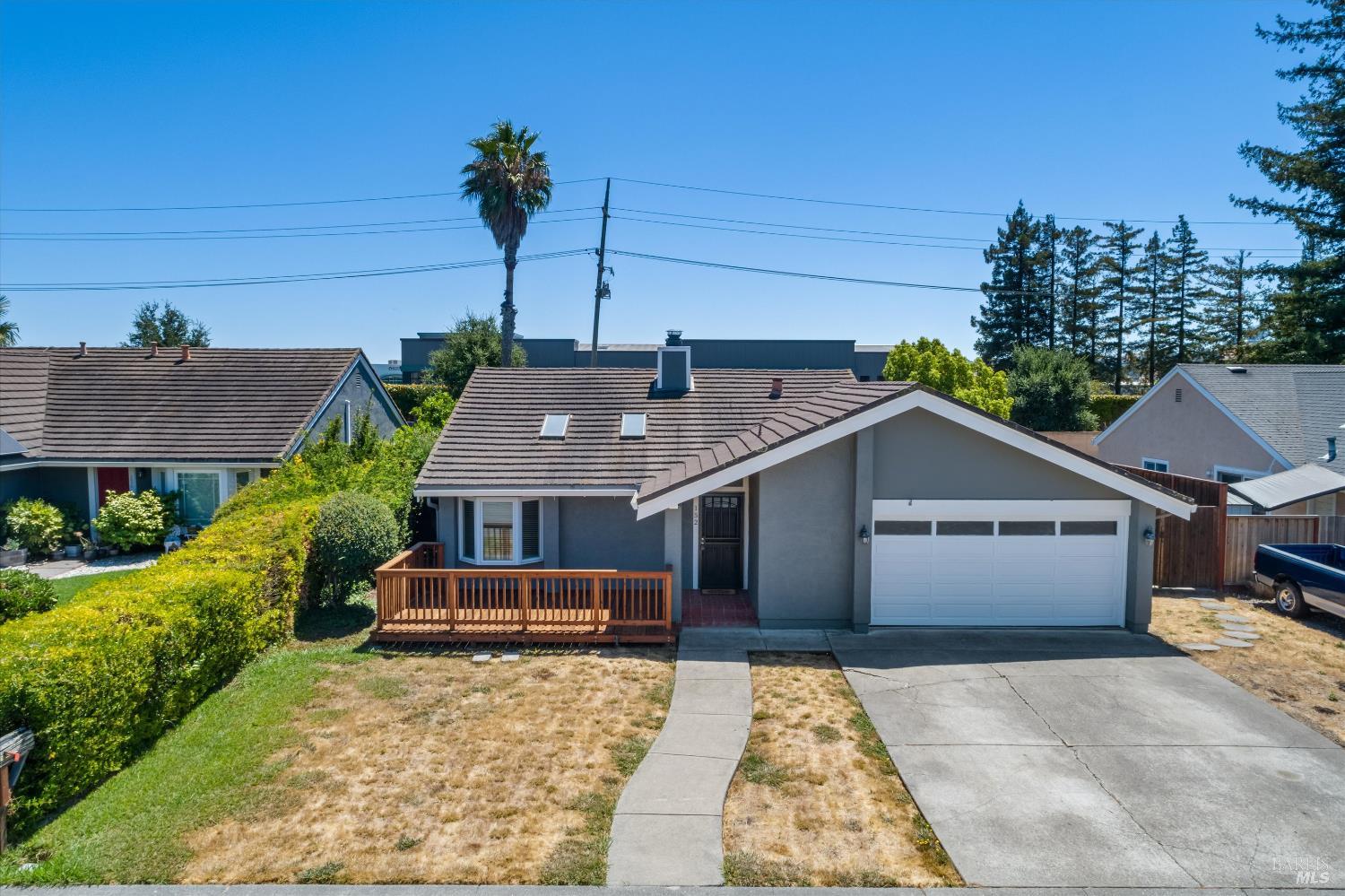 152 Rancho Bonito Circle Petaluma CA 94954