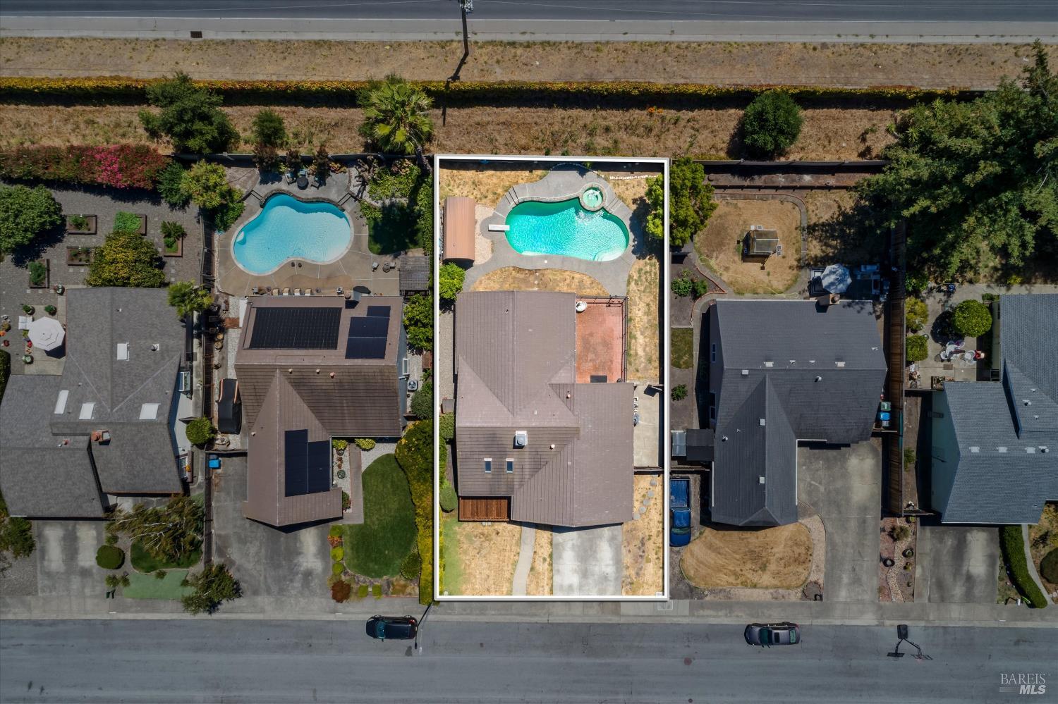 152 Rancho Bonito Circle Petaluma CA 94954