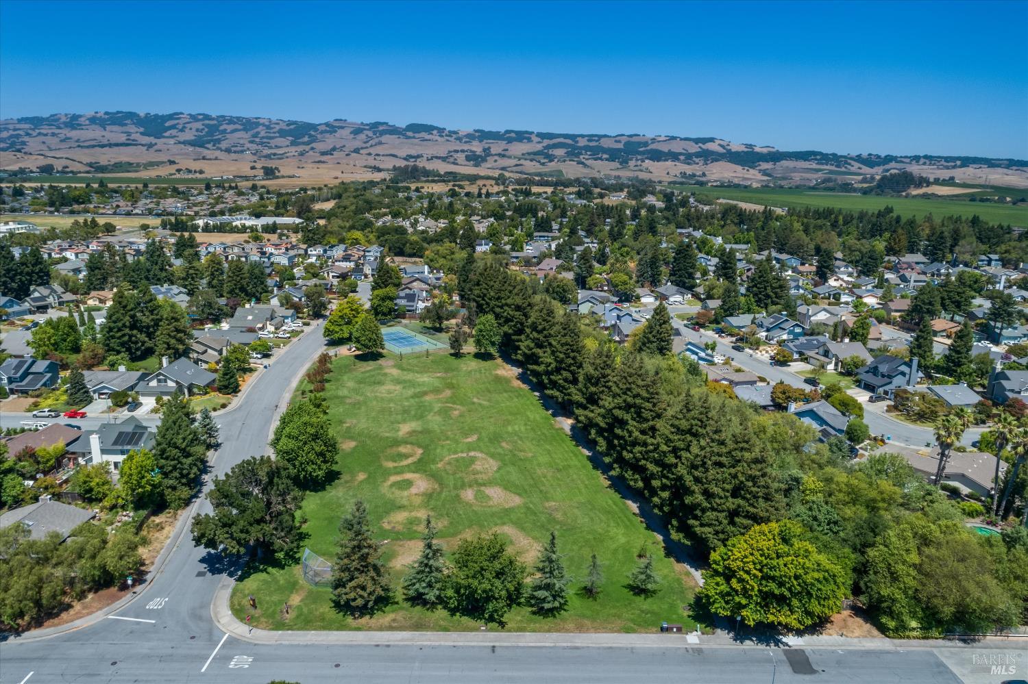 152 Rancho Bonito Circle Petaluma CA 94954