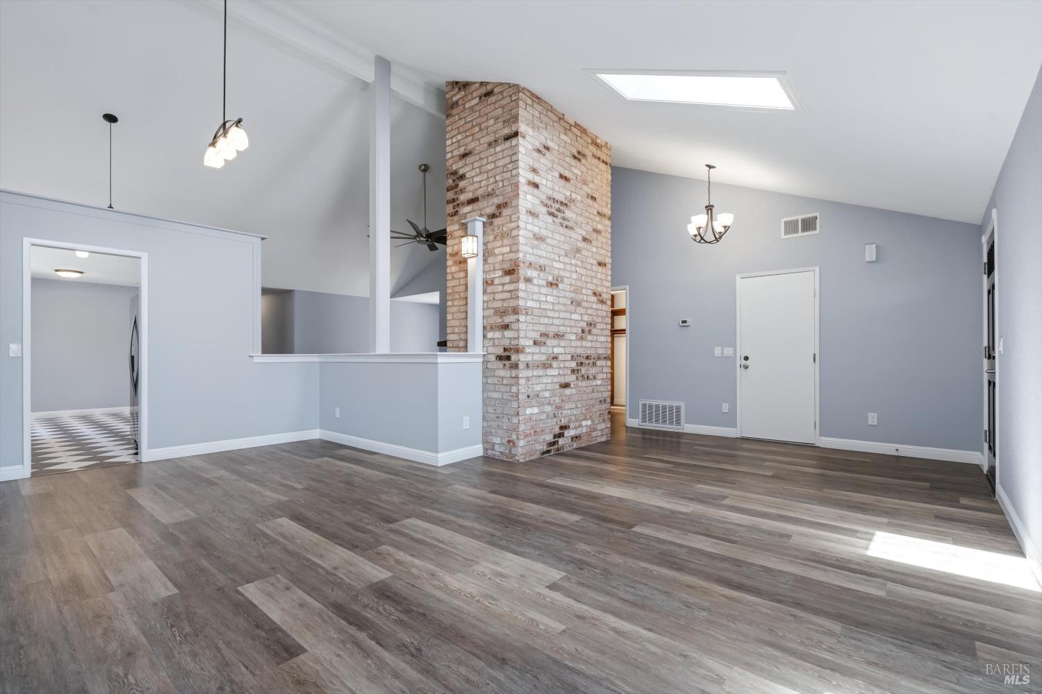 152 Rancho Bonito Circle Petaluma CA 94954