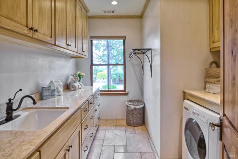21000 8th Street E Sonoma CA 95476