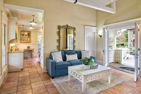 21000 8th Street E Sonoma CA 95476
