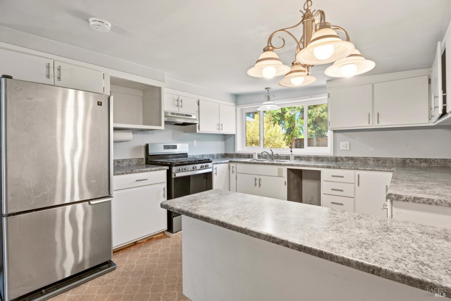 373 S Lenore Avenue Willits CA 95490