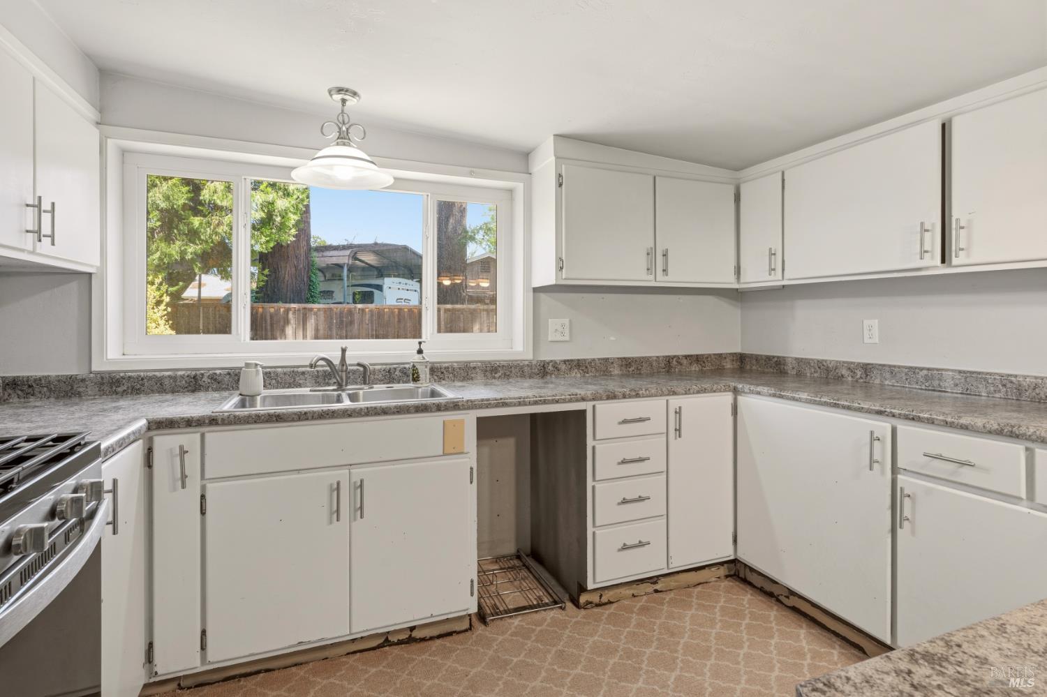 373 S Lenore Avenue Willits CA 95490