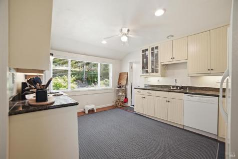 7695 Atkinson Road Sebastopol CA 95472