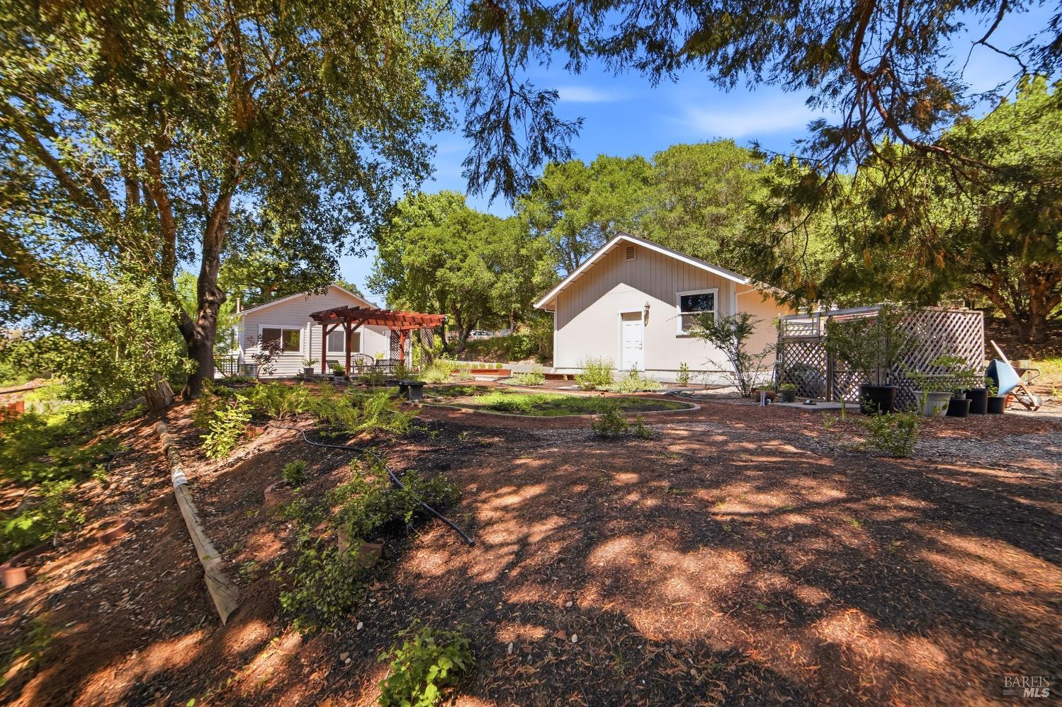 7695 Atkinson Road Sebastopol CA 95472