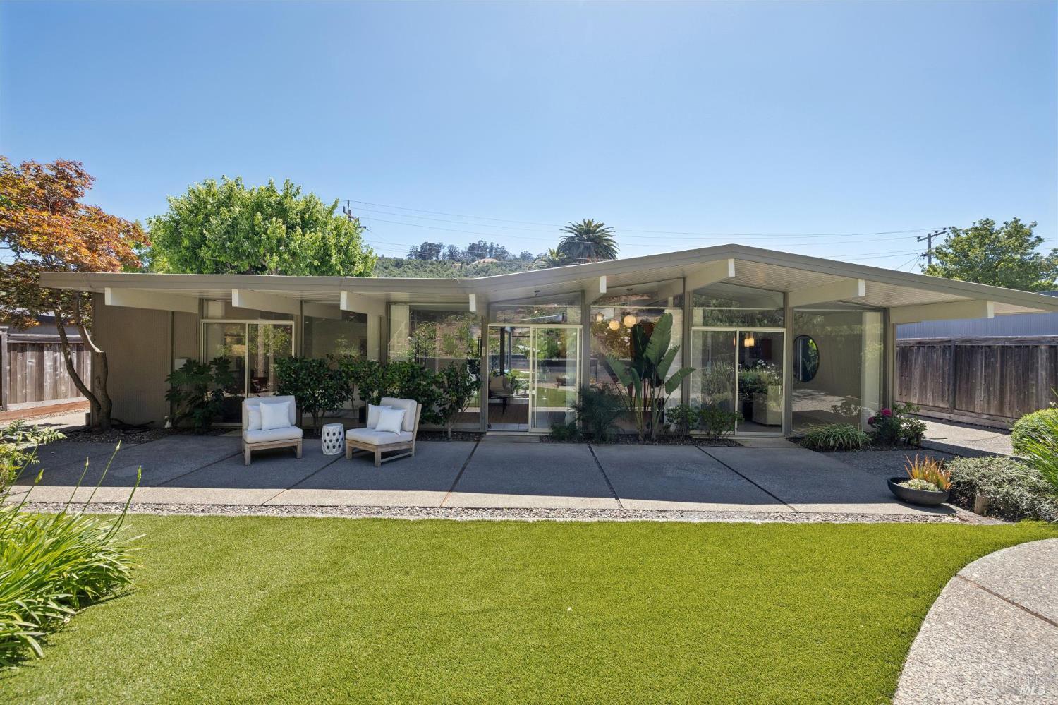 100 Golden Hinde Boulevard San Rafael CA 94903