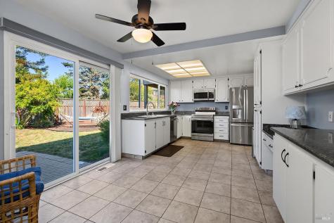 4404 Hollingsworth Circle Rohnert Park CA 94928