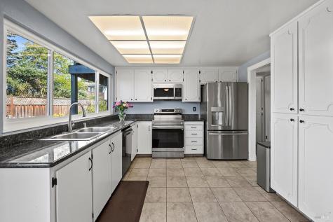 4404 Hollingsworth Circle Rohnert Park CA 94928