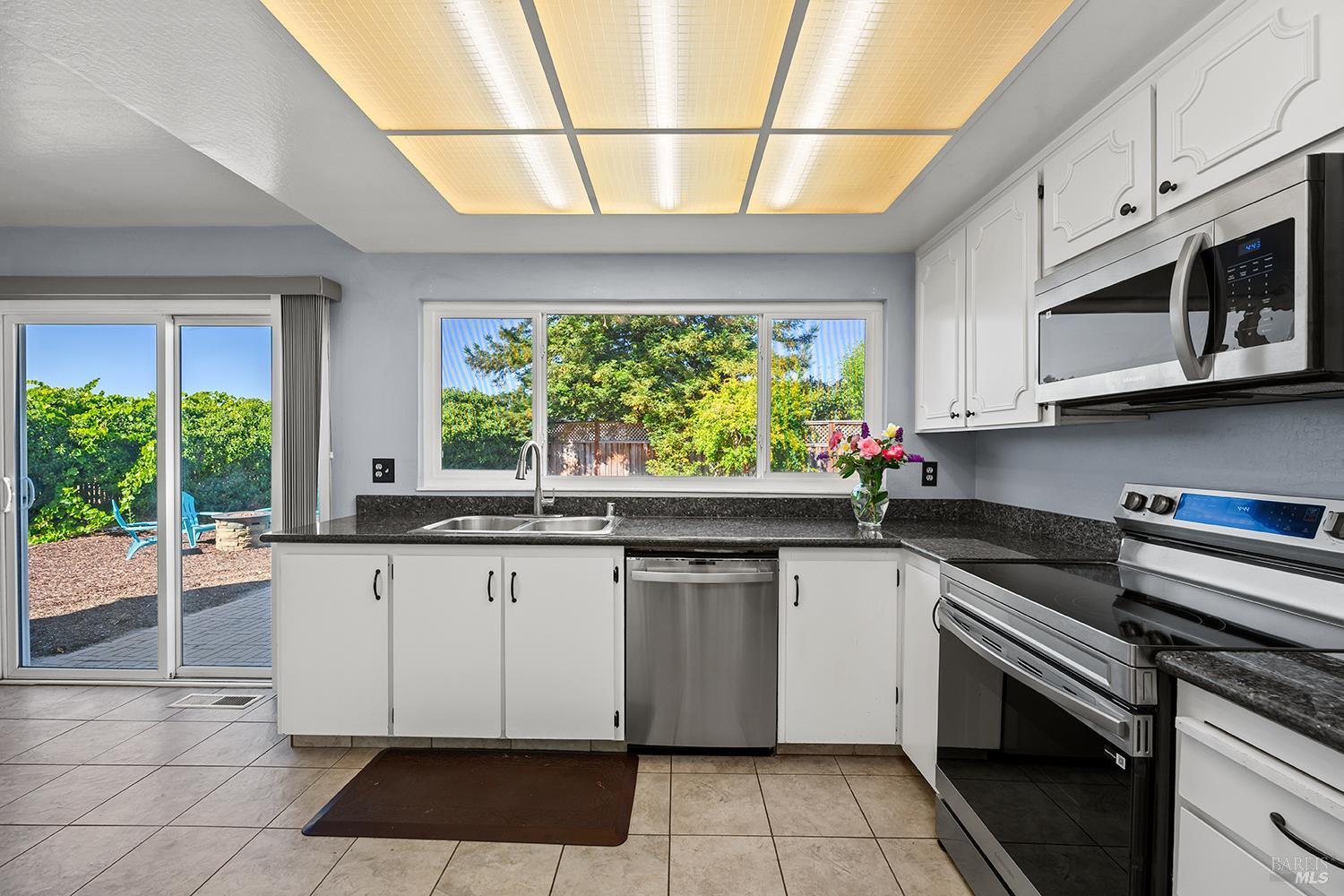 4404 Hollingsworth Circle Rohnert Park CA 94928