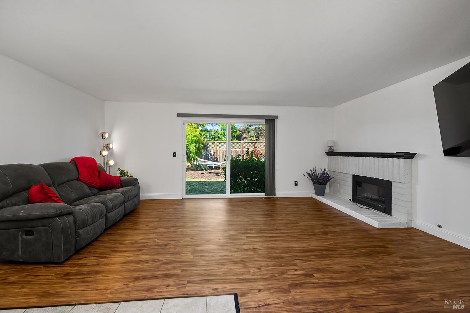 4404 Hollingsworth Circle Rohnert Park CA 94928