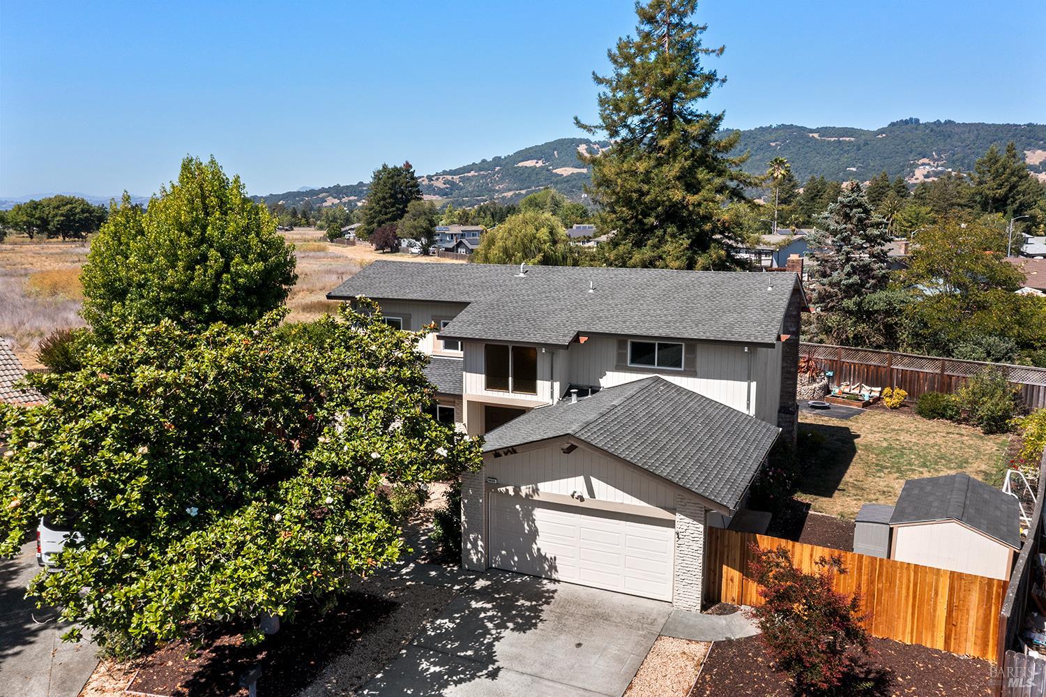 4404 Hollingsworth Circle Rohnert Park CA 94928