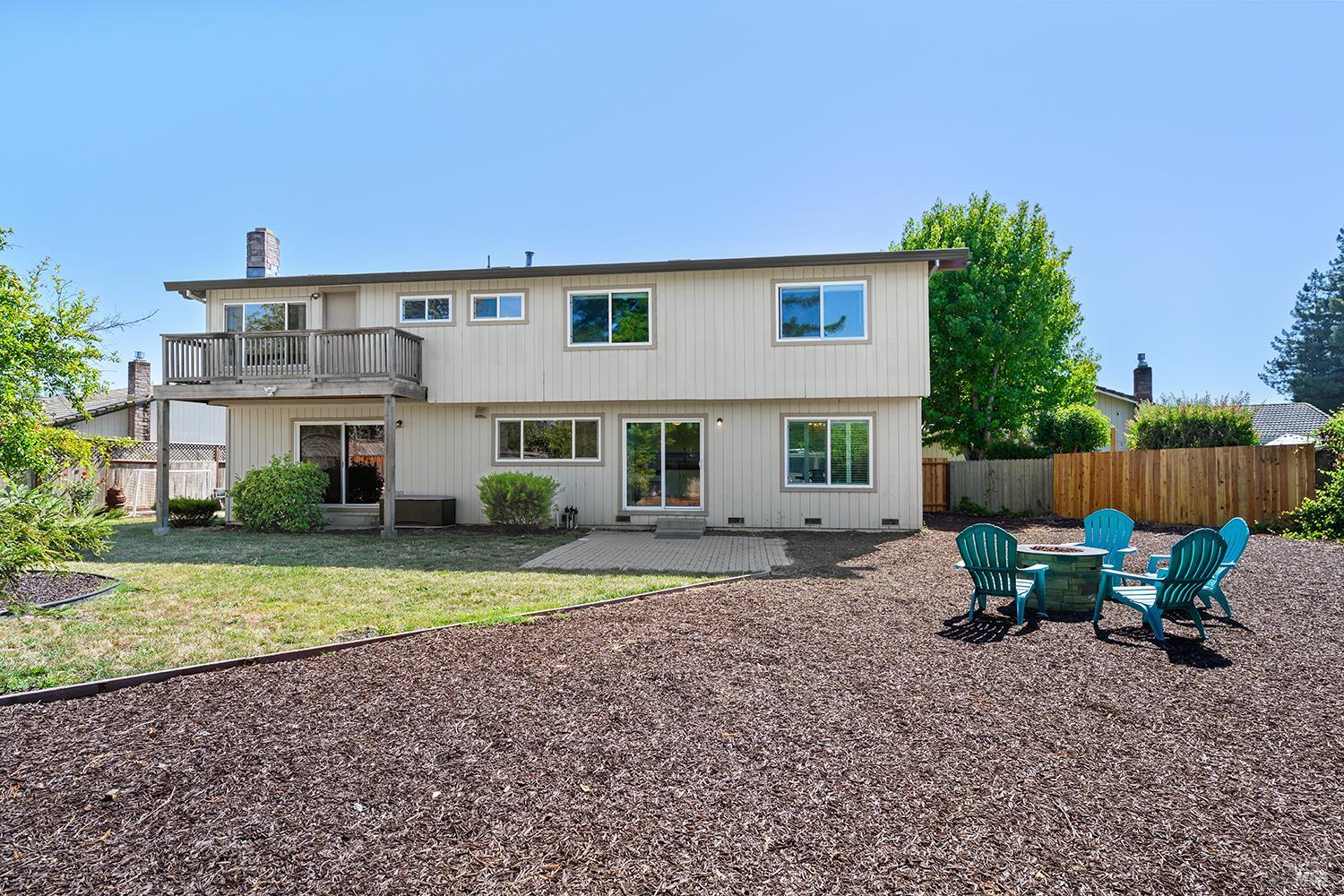 4404 Hollingsworth Circle Rohnert Park CA 94928