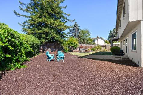 4404 Hollingsworth Circle Rohnert Park CA 94928