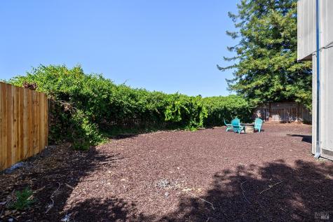 4404 Hollingsworth Circle Rohnert Park CA 94928