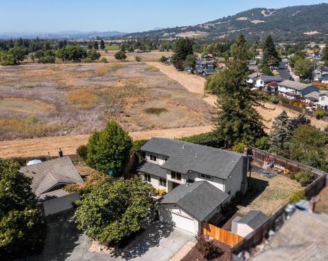 4404 Hollingsworth Circle Rohnert Park CA 94928