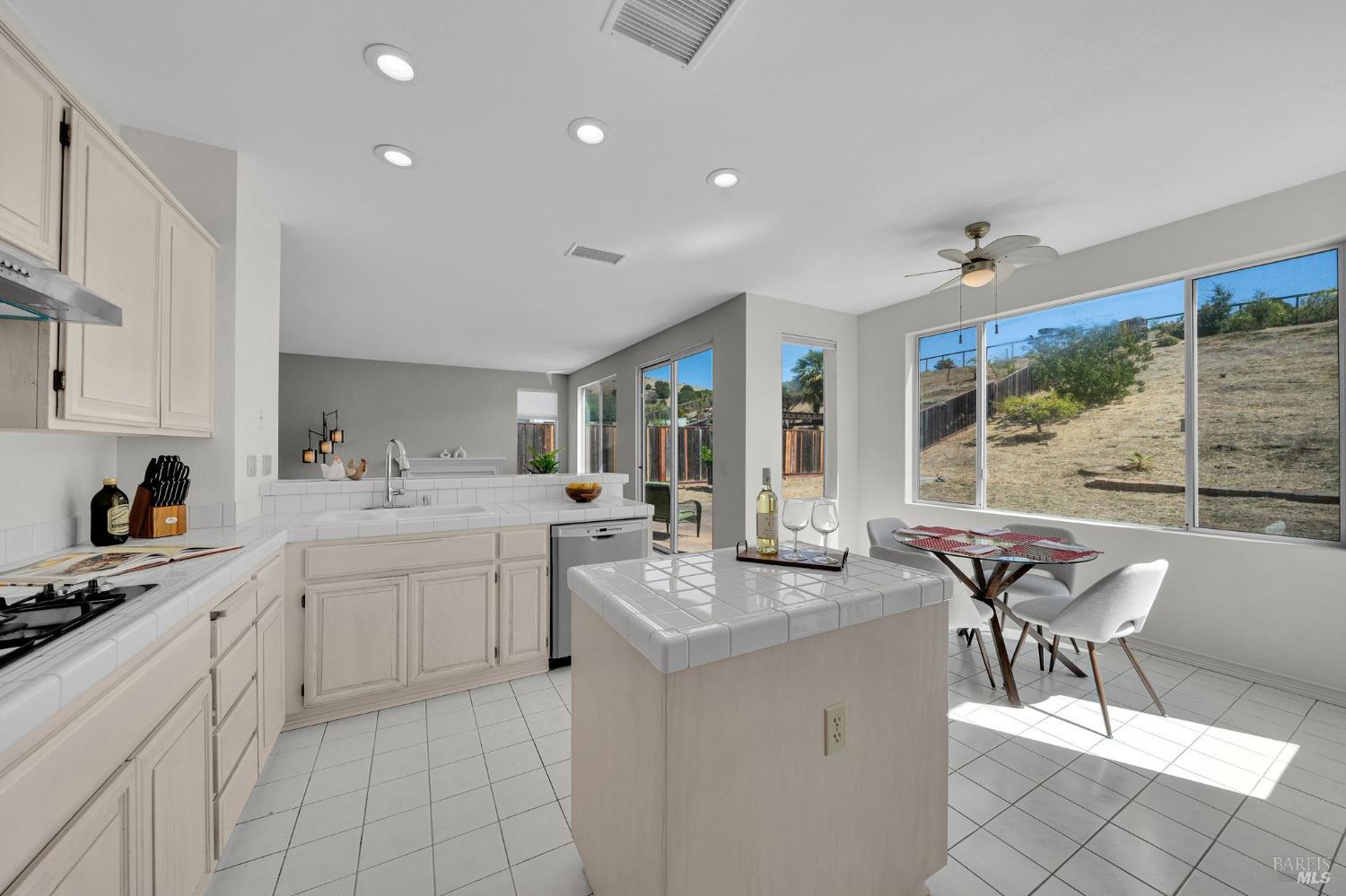 1028 Sandhurst Drive Vallejo CA 94591