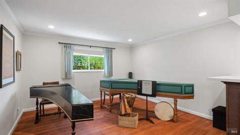 101 Meriam Drive San Rafael CA 94903
