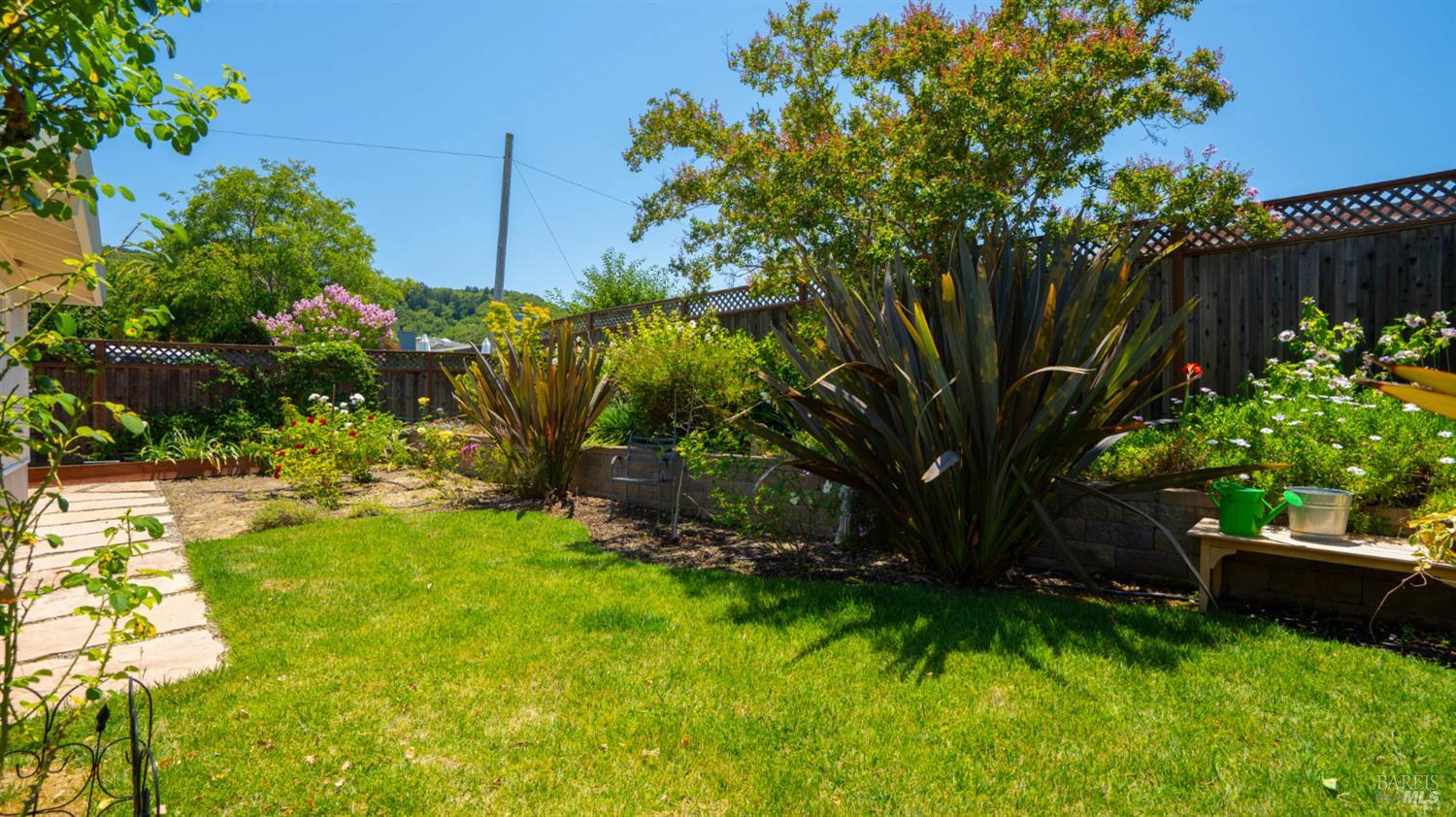 101 Meriam Drive San Rafael CA 94903