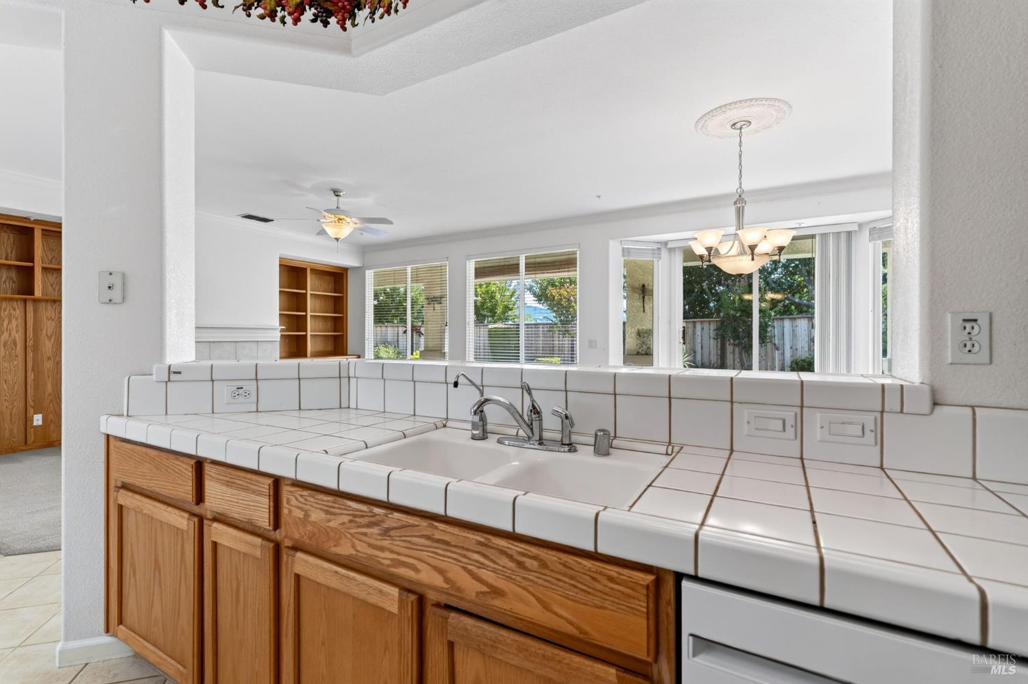 221 Red Mountain Drive Cloverdale CA 95425