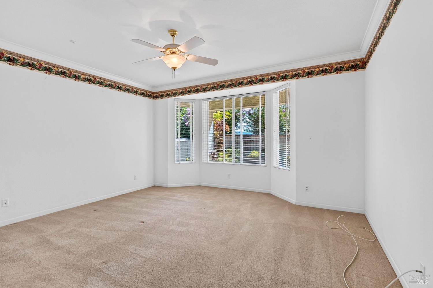 221 Red Mountain Drive Cloverdale CA 95425
