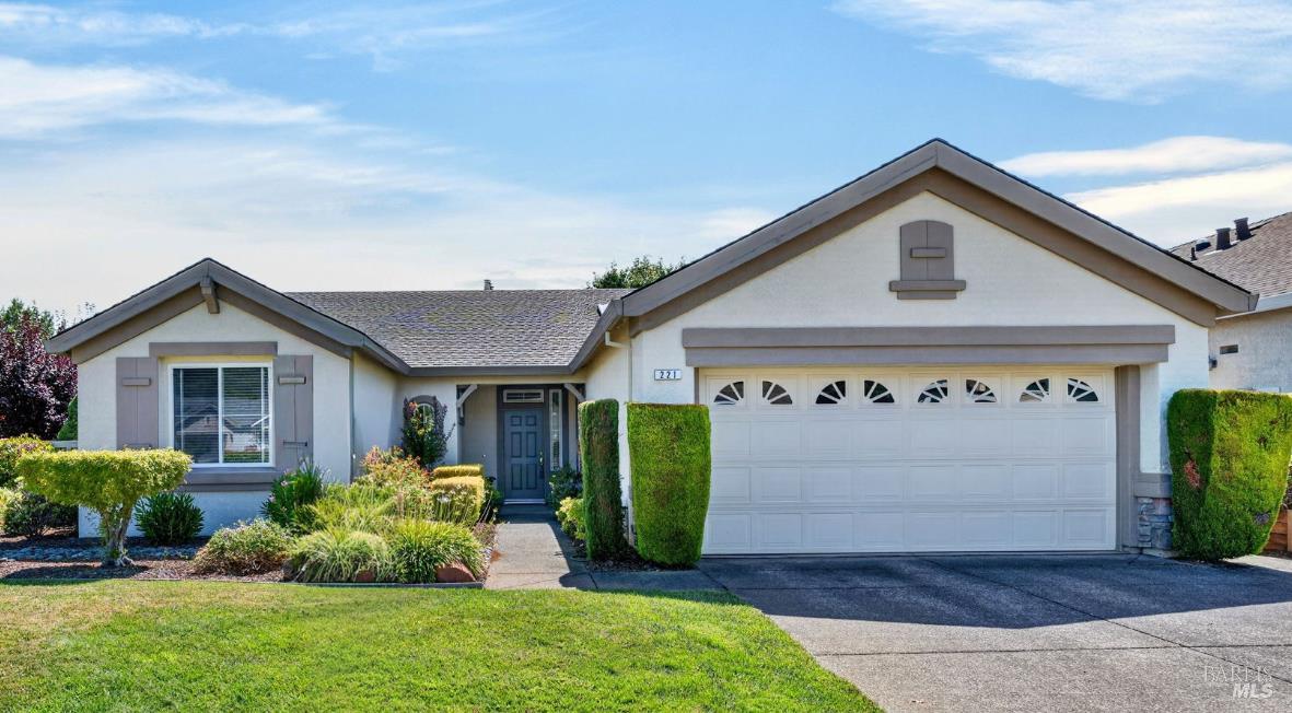 221 Red Mountain Drive Cloverdale CA 95425