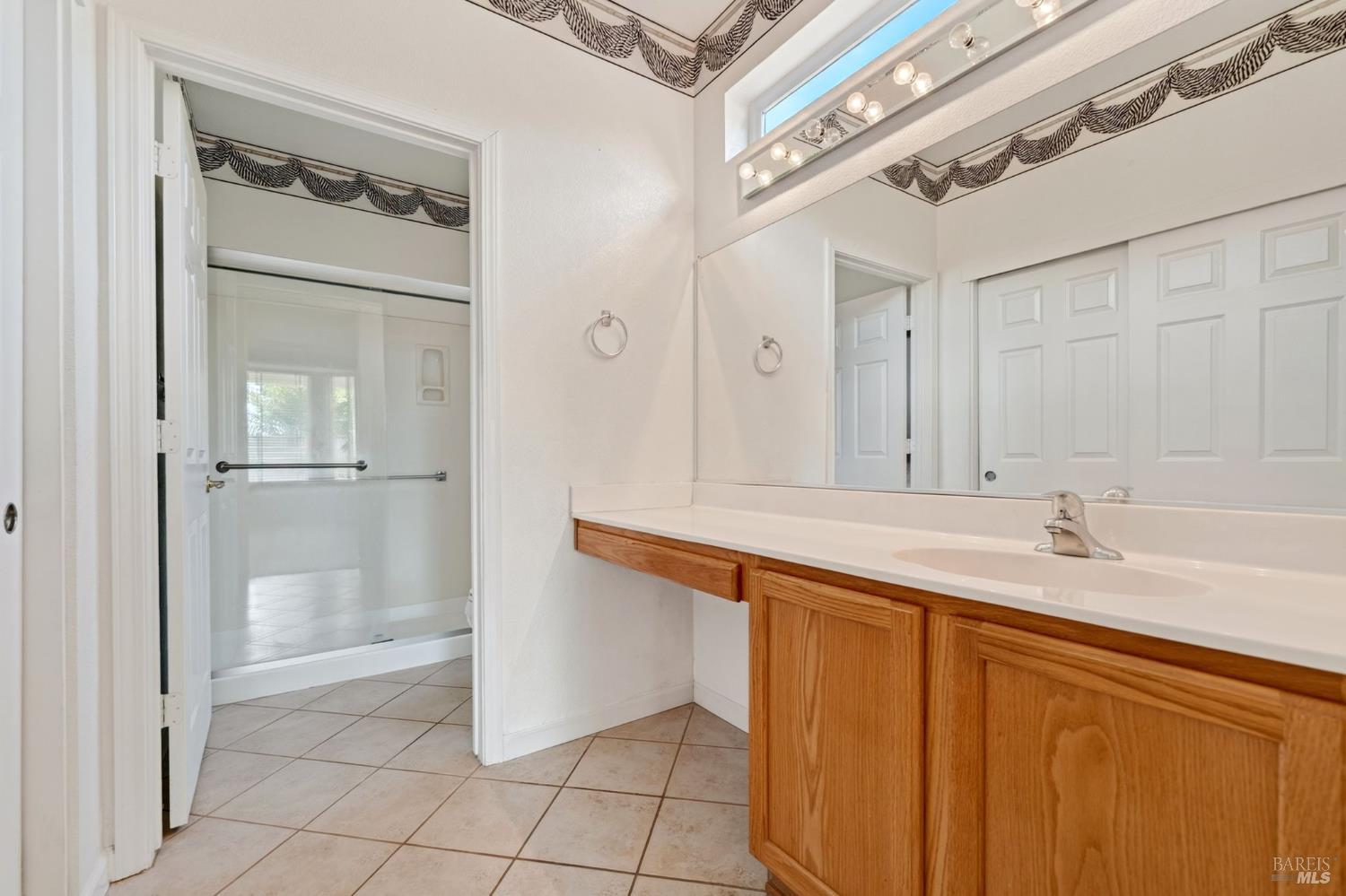 221 Red Mountain Drive Cloverdale CA 95425