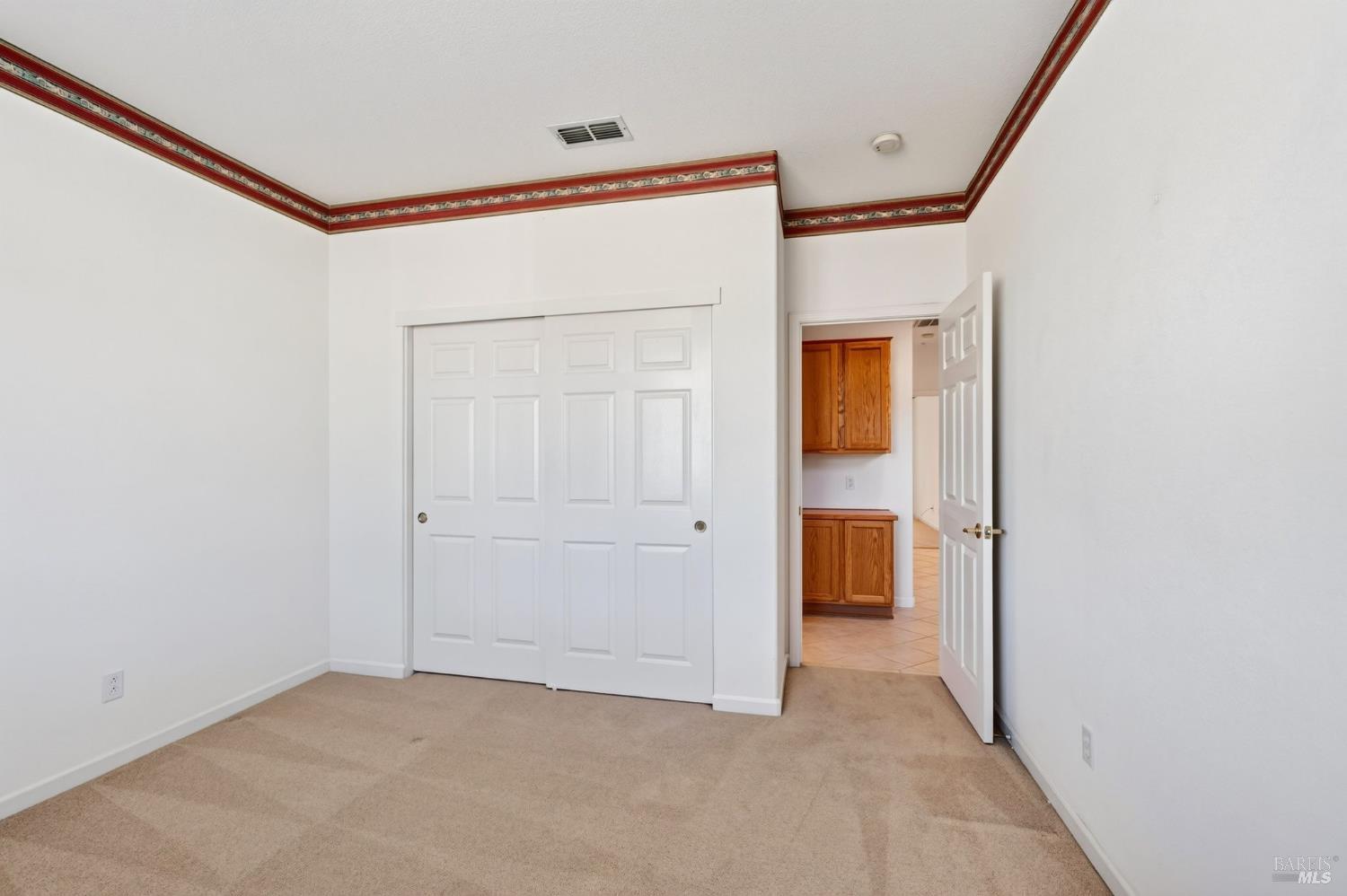 221 Red Mountain Drive Cloverdale CA 95425