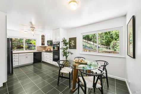 501 Willow Court Novato CA 94945