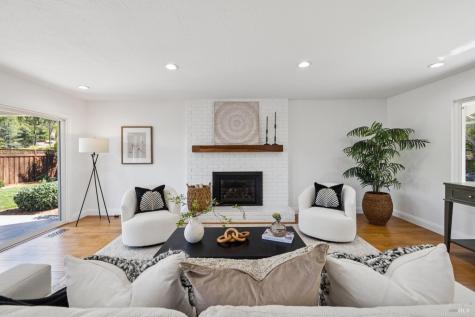 17 Carnoustie Drive Novato CA 94949