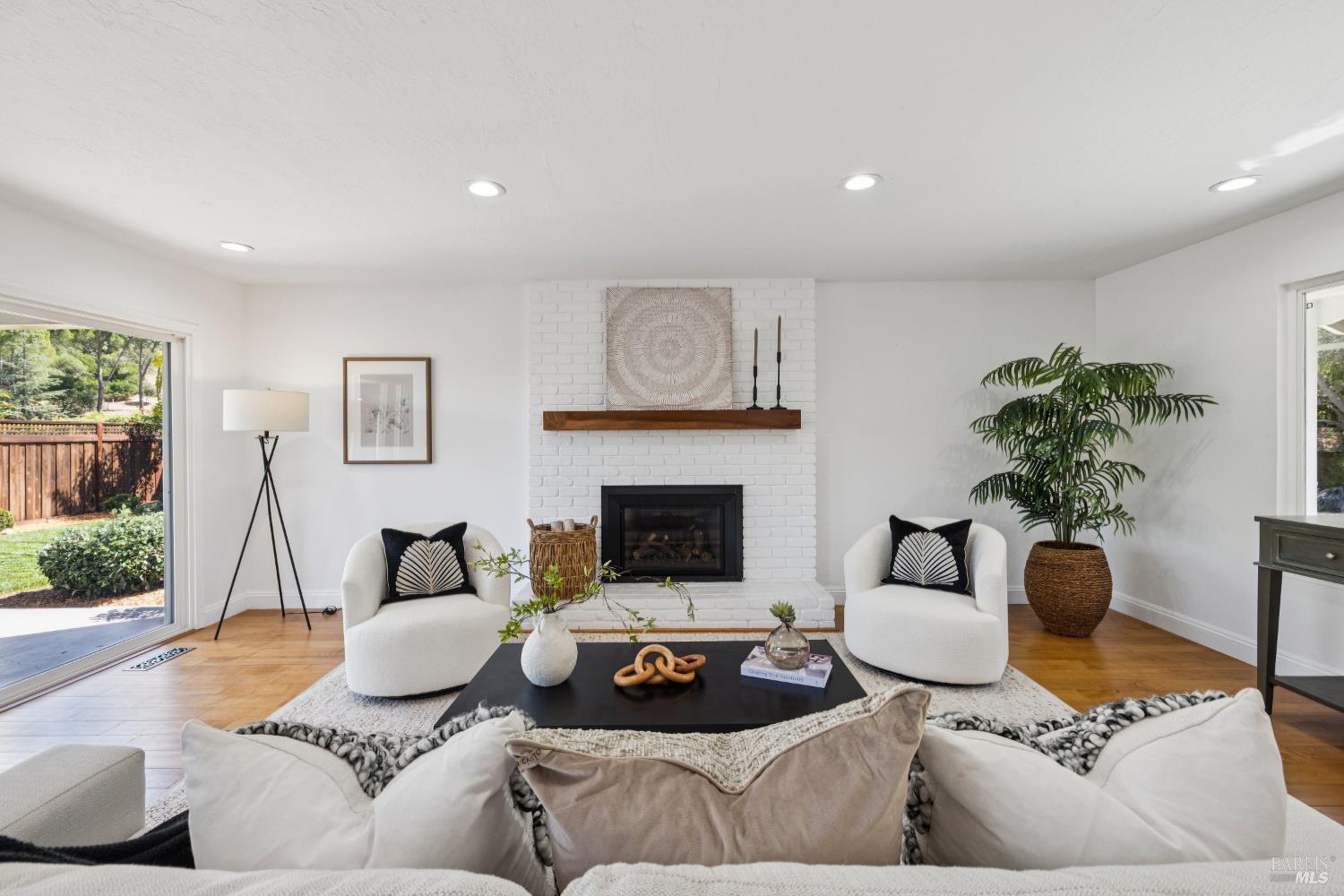 17 Carnoustie Drive Novato CA 94949