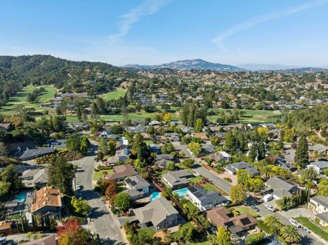 17 Carnoustie Drive Novato CA 94949