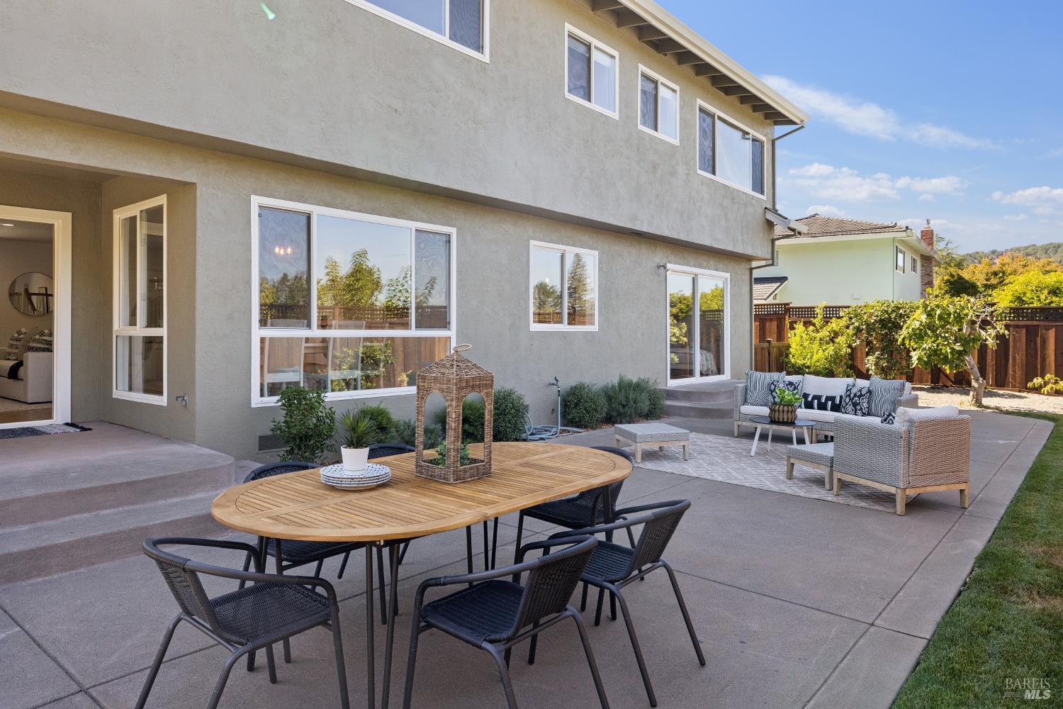 17 Carnoustie Drive Novato CA 94949