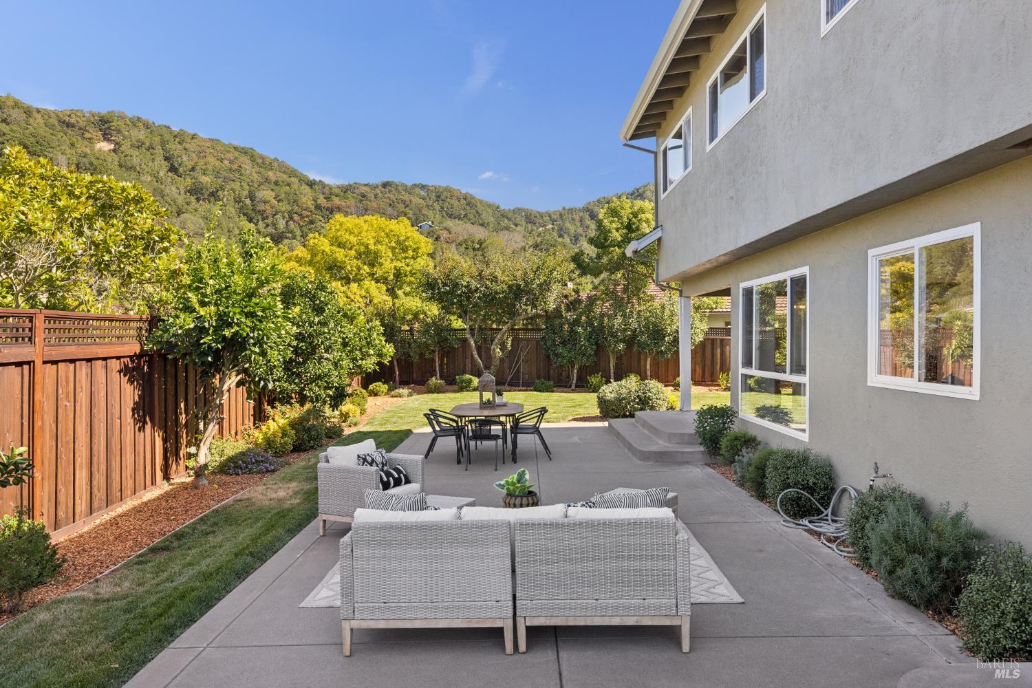 17 Carnoustie Drive Novato CA 94949
